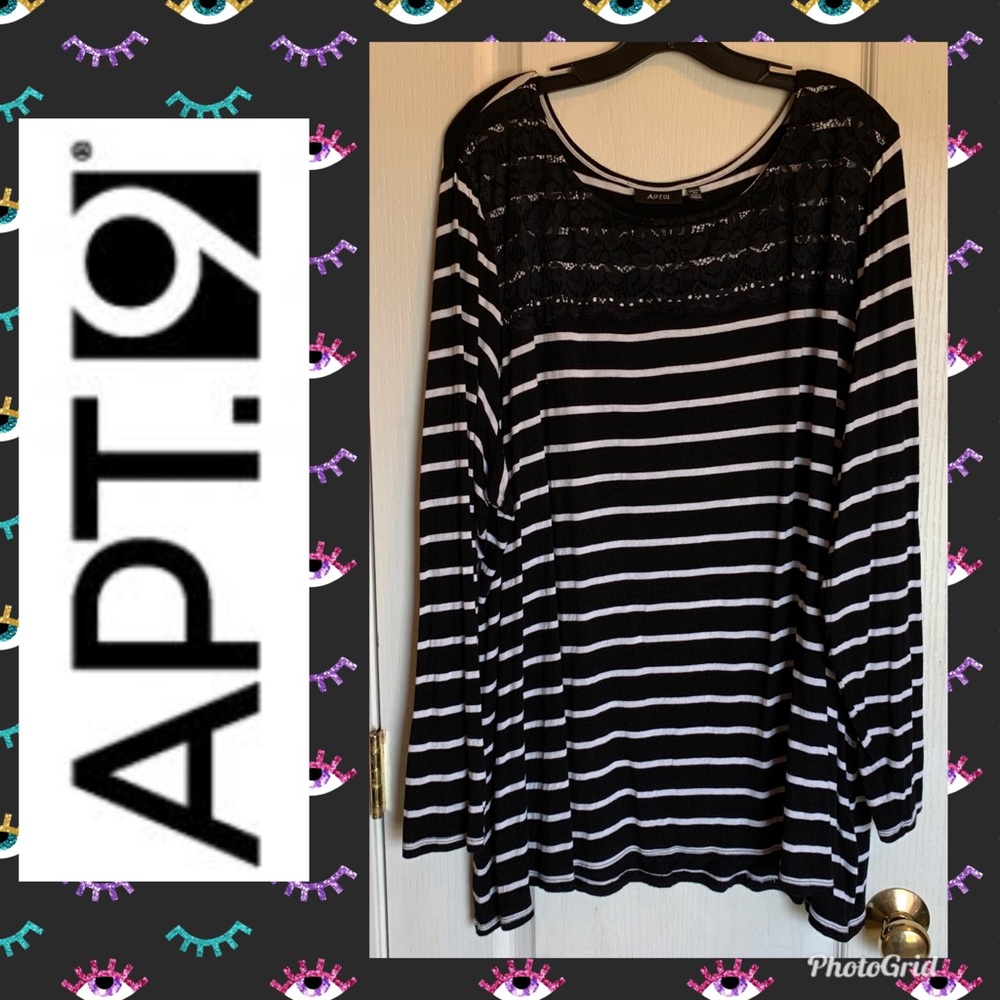 apt9 knit top with lace detail 😍